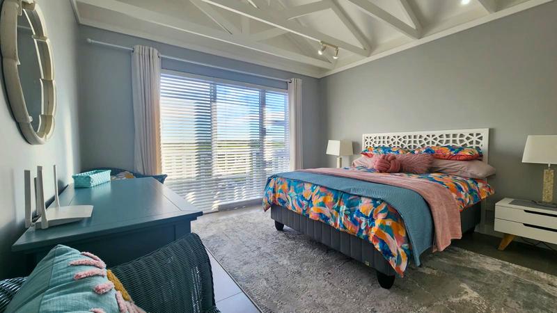 To Let 4 Bedroom Property for Rent in Pinnacle Point Golf Estate Western Cape